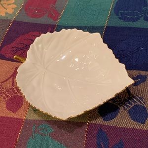 Lenox Oak Leaf Dish - Gold Trim